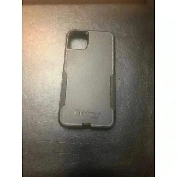 OtterBox Other - Two cases, 1 OtterBox , 1 clear , 11 ProMax
